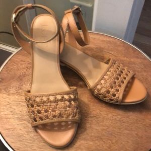 Ann Taylor Loft- woven low block heel in nude 6.5